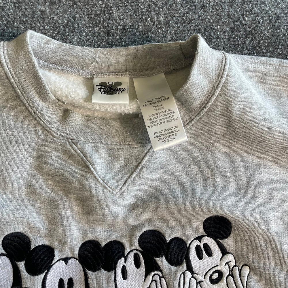 Disney Catalog Mickey Mouse‎ Embroidered Sweatshirt Mens Large Gray Vintage 90s - Picture 2 of 6
